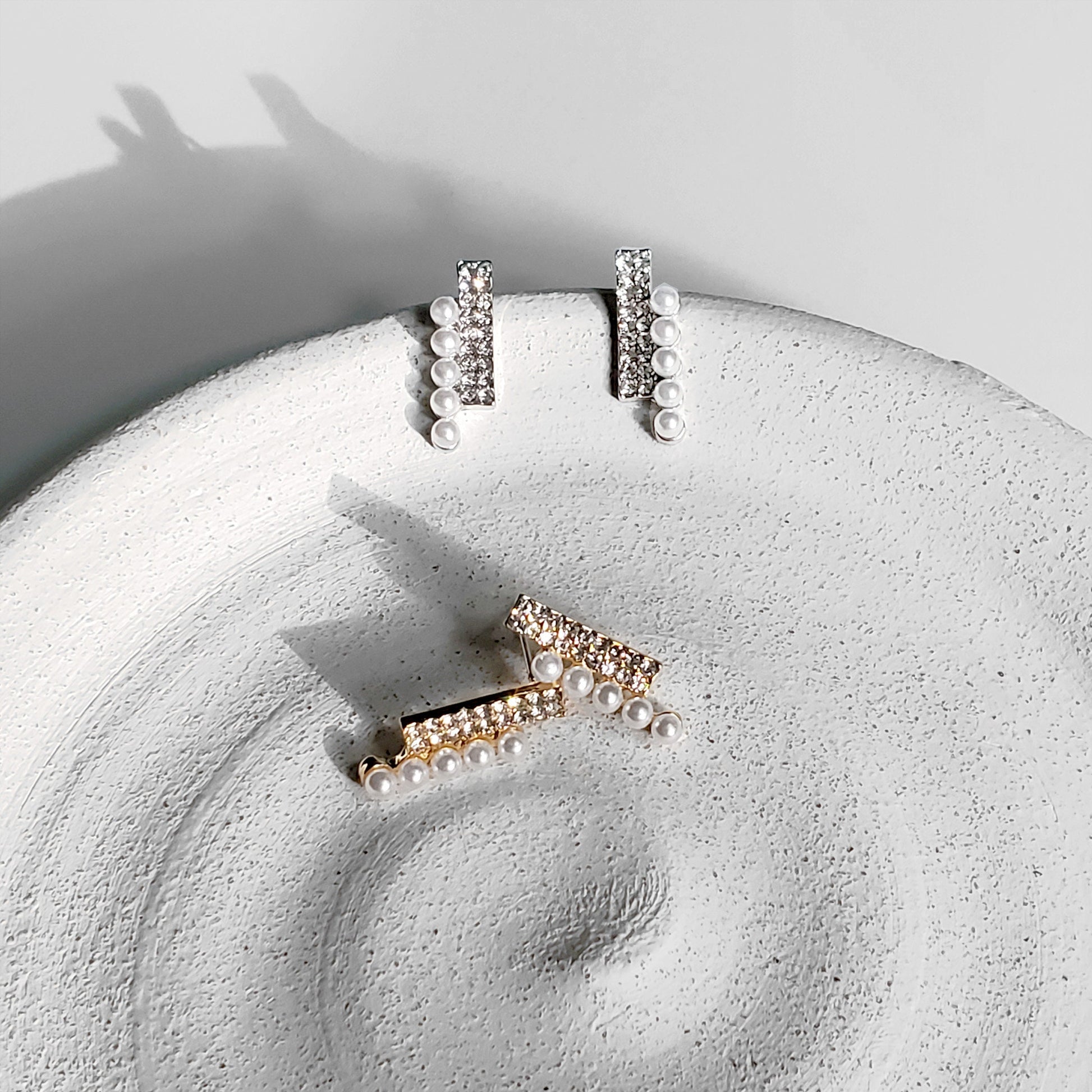 Pearl Bar Studs