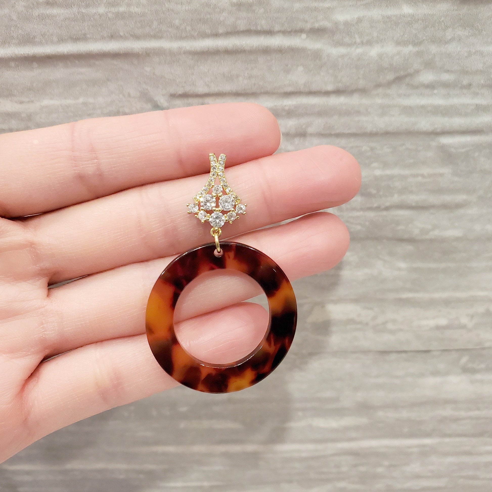 Tortoise Circle Earrings