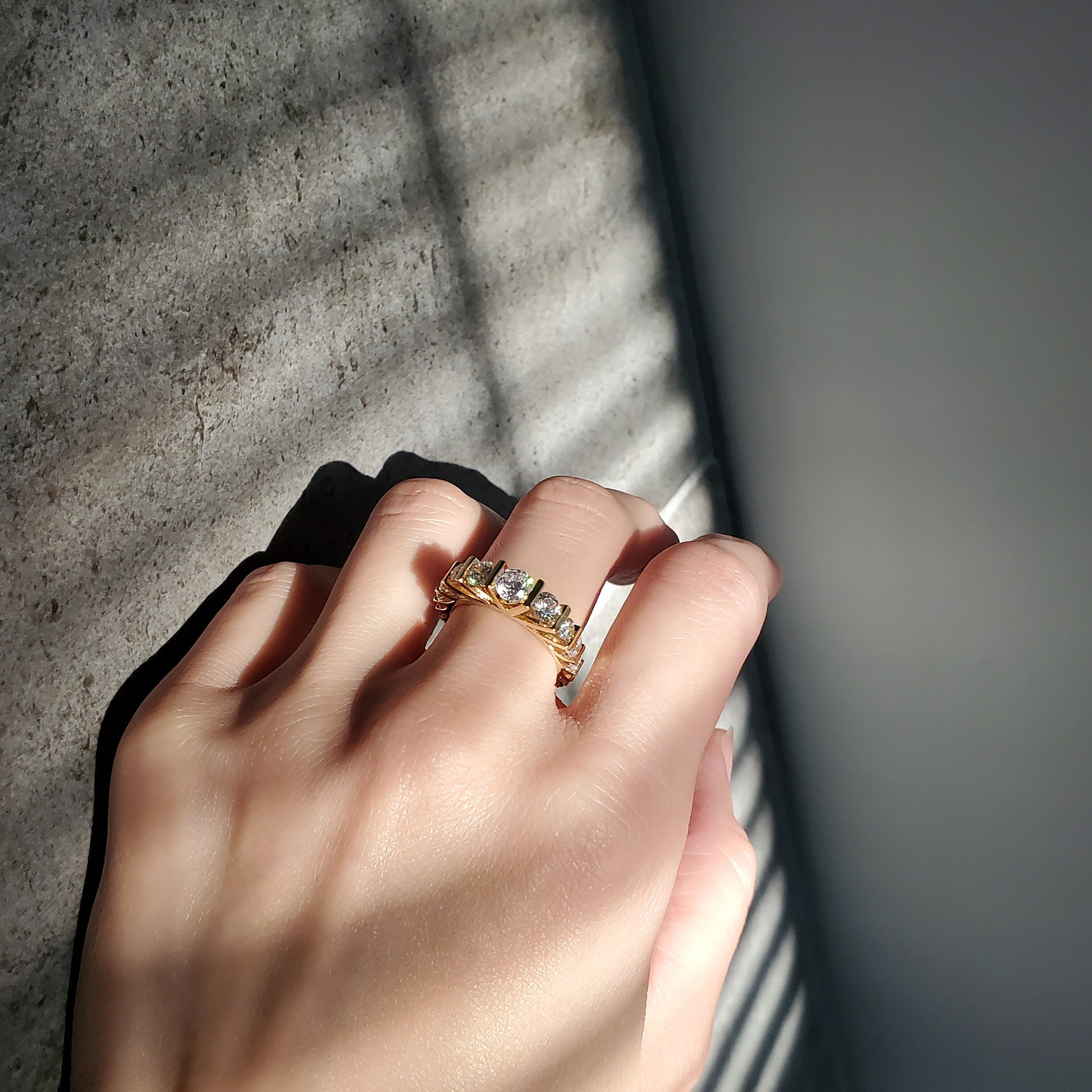 Home banner Ring